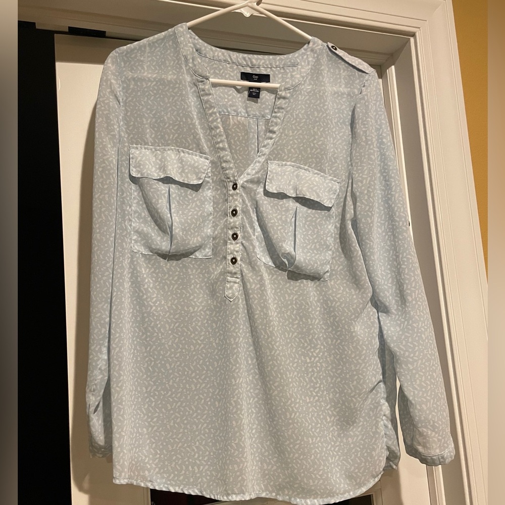 women’s sheer blouse, convertible sleeve, Gap size S